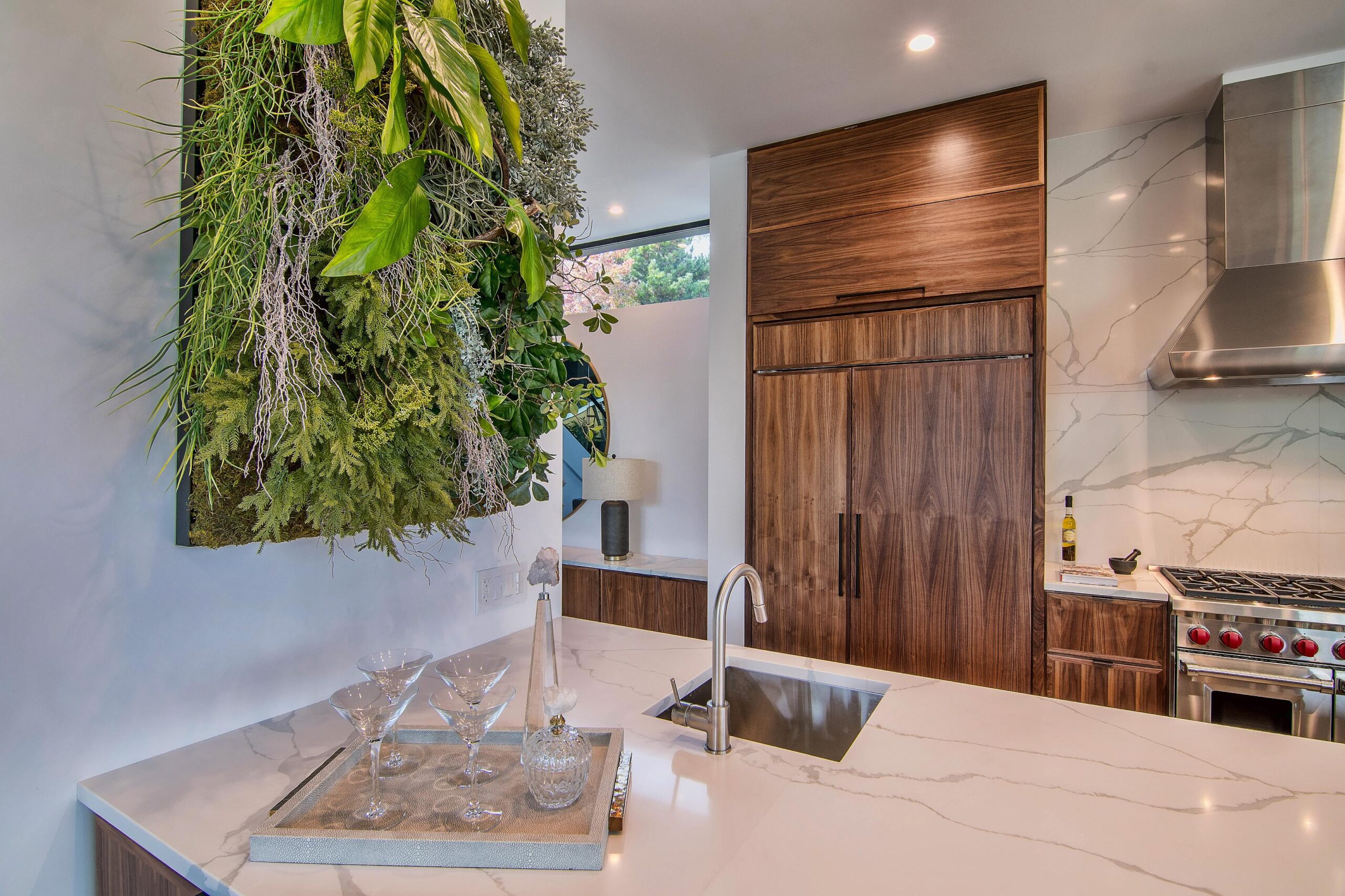 Modern California kitchen that incorporates natural element